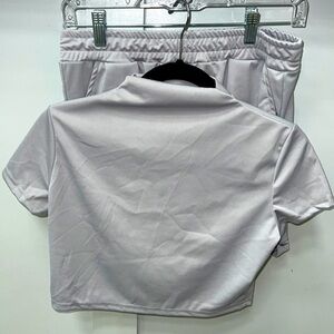 LoveuDear Gray Crop Top & Shorts Set| Women’s Size M Park Day / Vacation Outfit